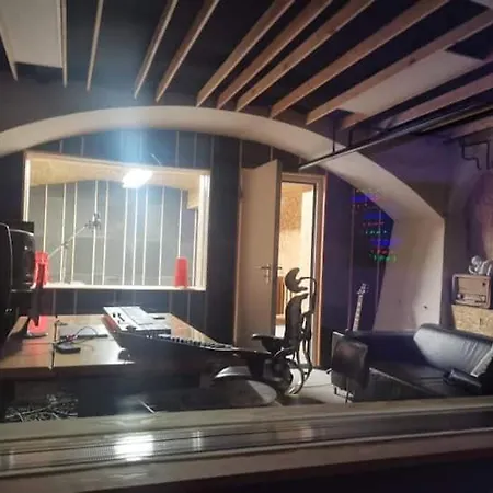 Boutique Music Studio - Center - 2x Free Parking Lublaň
